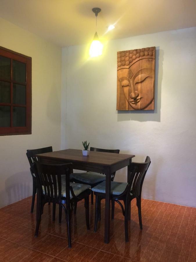 Surin House Villa Eksteriør bilde