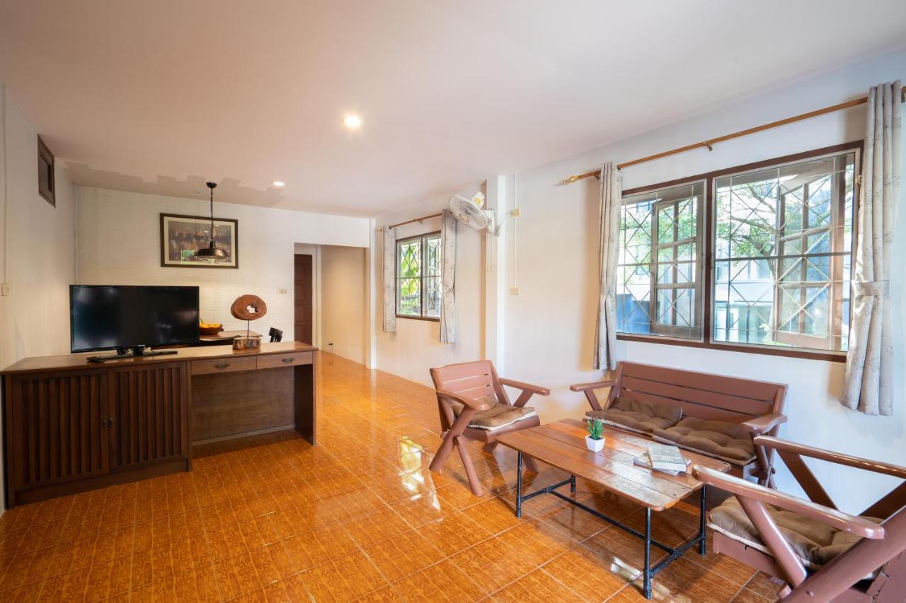 Surin House Villa Eksteriør bilde
